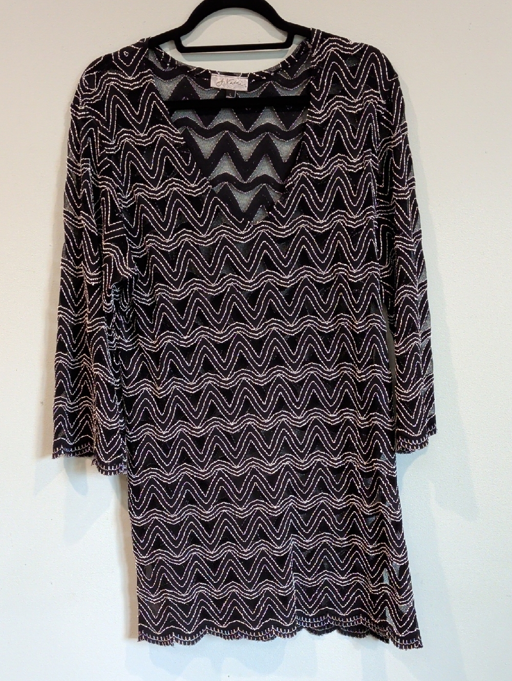 J. Valdi Black Zigzag V-Neck Knit Tunic with White Stitching L